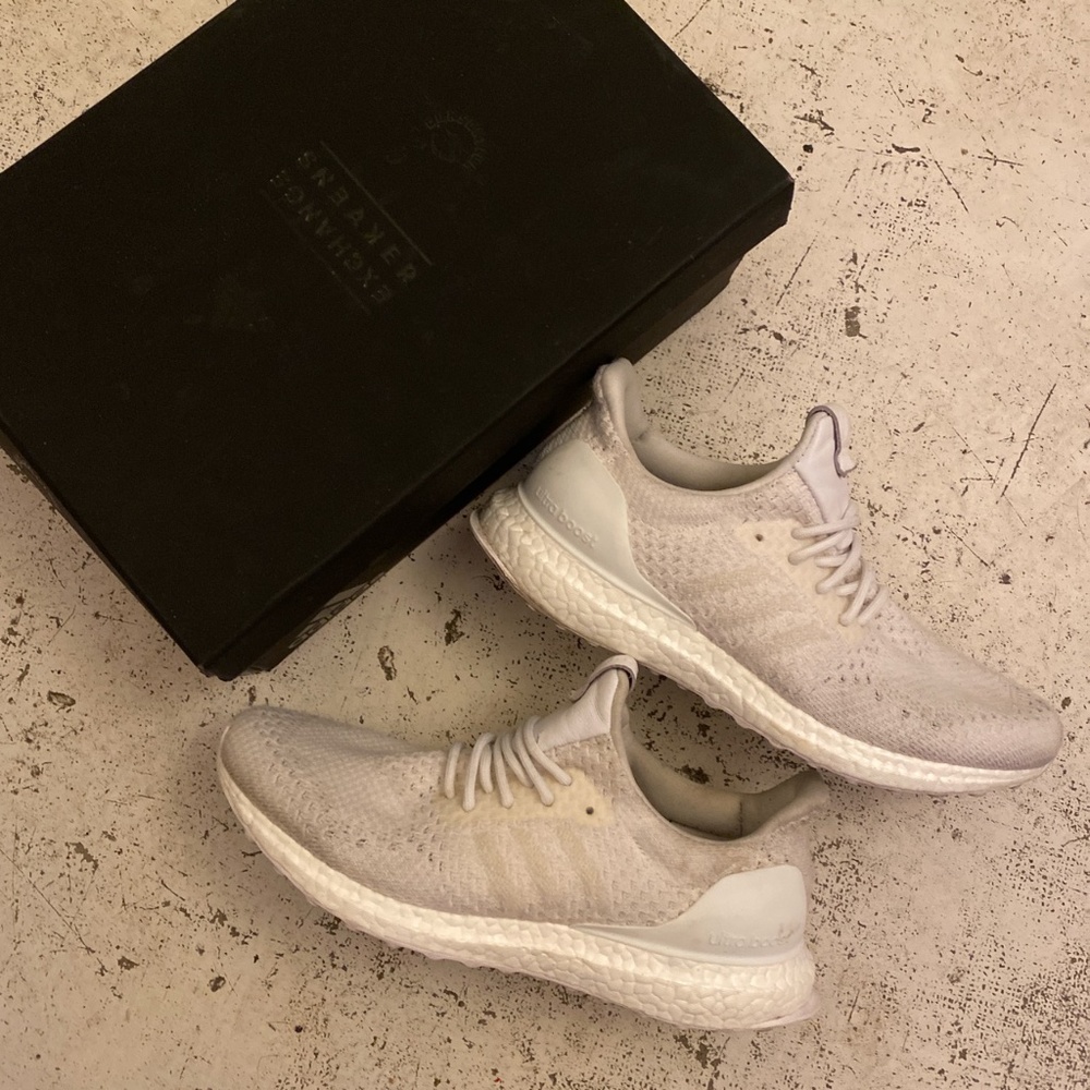 2017 A Ma Maniere x Invincible Ultraboost 4.0 S.E.